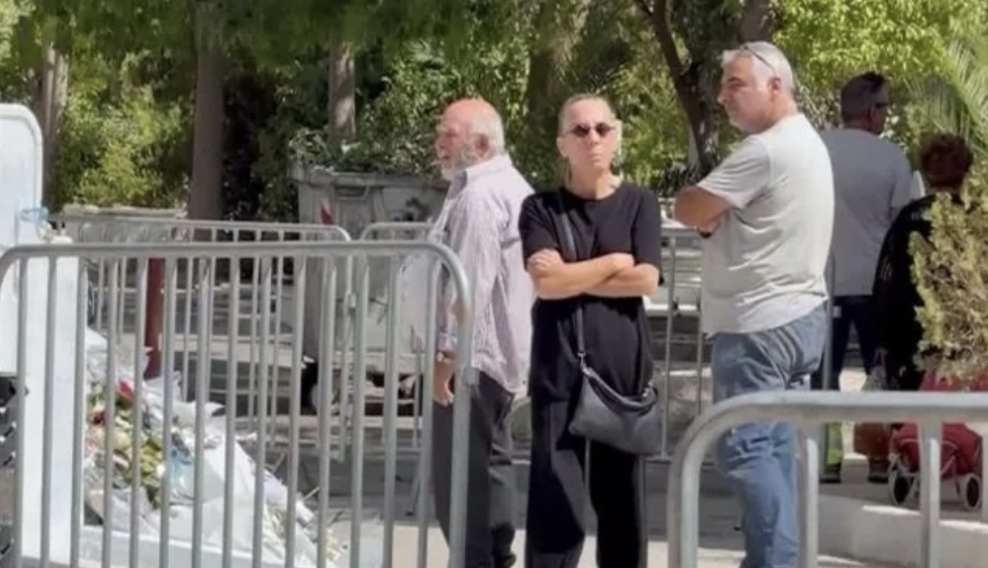 Βάσω Μαζωνάκη σε θαυμαστές του αδερφού της: «Δώστε μου λίγο χρόνο να μείνω μόνη μου» [βίντεο]